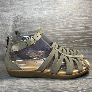 Teva Encanta Women's Sz 7 Taupe Leather Gladiator Strap Buckle Rear Zip Sandals